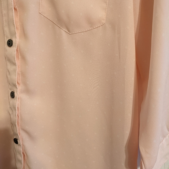 Light Pink Blouse Size Small - Picture 6 of 6